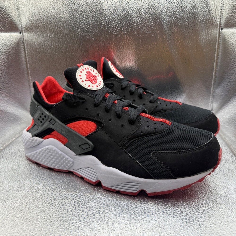 Size 10.5 Nike Air Huarache Sneakers Mens Black Red Excellent 318429-016